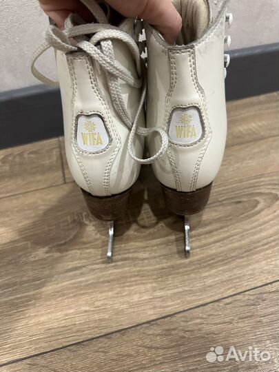 Фигурные коньки wifa 30