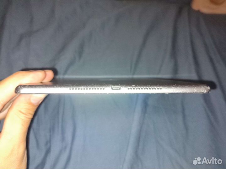 Планшет apple iPad (5 поколения) 9,7'