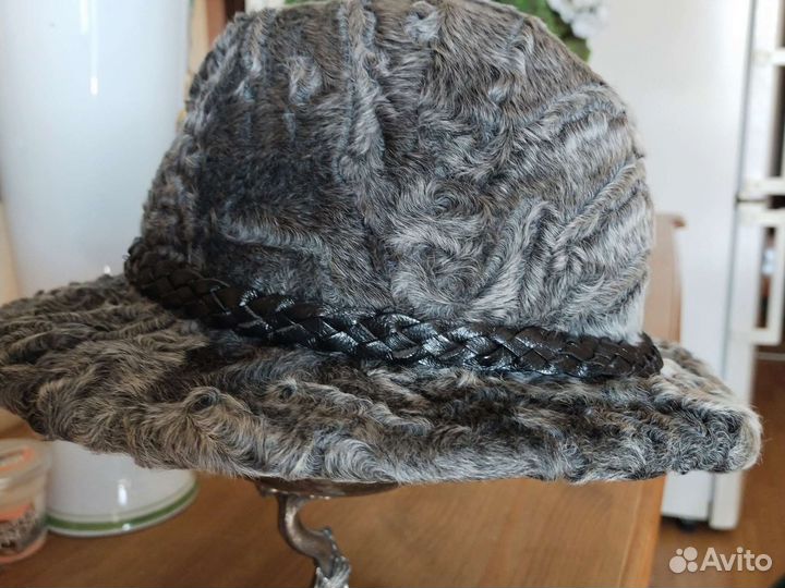Шляпа новая из натуральной каракульчи