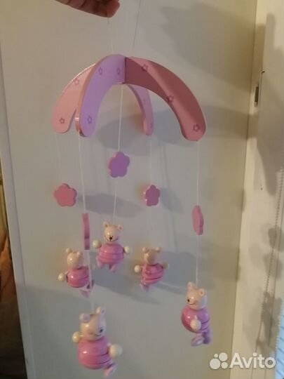 Мобиль деревянный