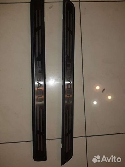 Накладка порога Субару Импреза GH 2008-2012г.в