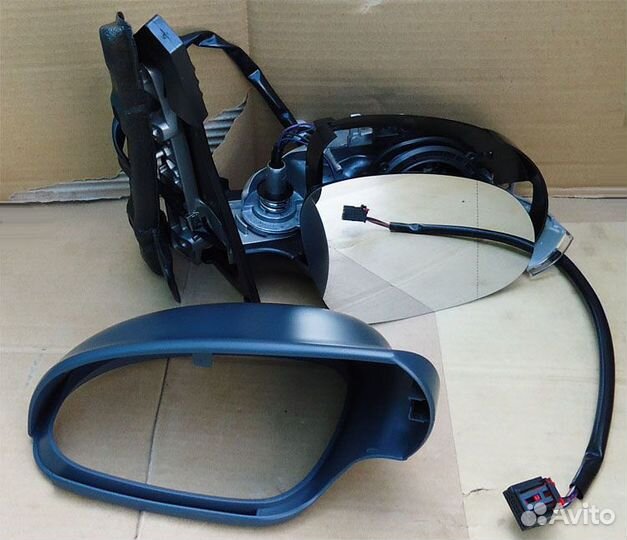 VW Golf 5 Plus зеркало правое новое 2005-2008