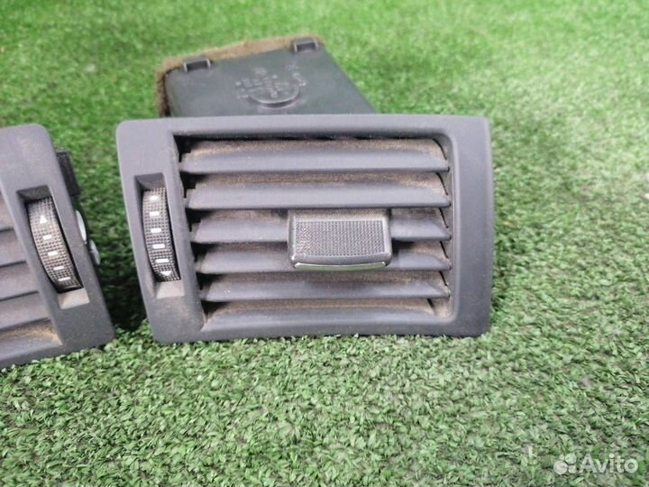 Дефлектор Audi S4 B7 BBK 2006