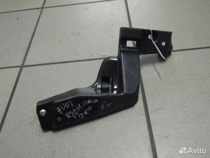 Кронштейн фары левой Peugeot 4007