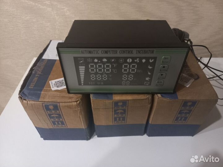 Контроллер инкубатора с термостатом и гигростатом
