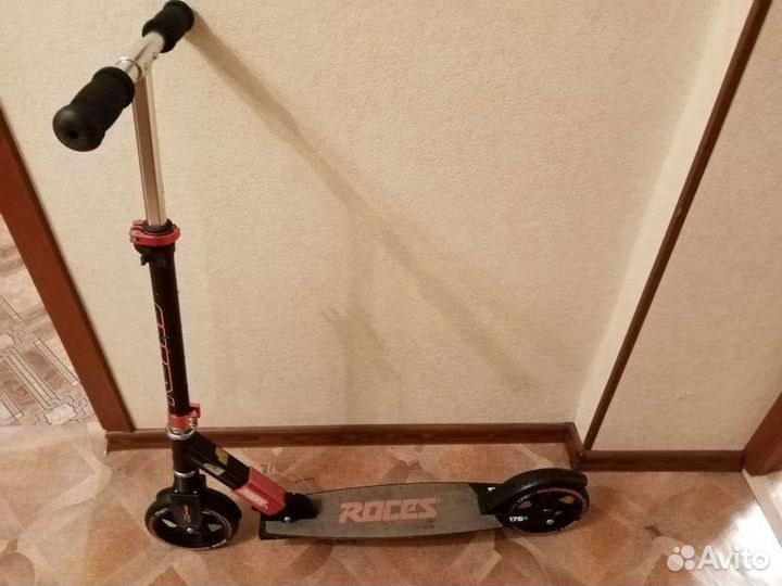 Самокат Roces