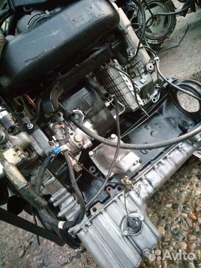 Двигатель Mercedes 2.2D om604.910