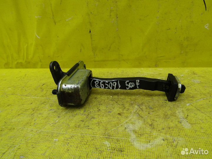 Ограничитель двери Hyundai IX35 09-16г 86509