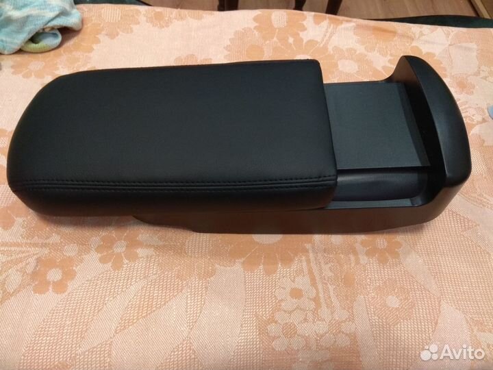 Чихол для подлокотника солярис и кия рио