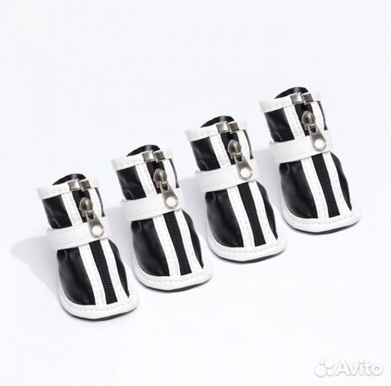 Ботинки для маленьких собак новые