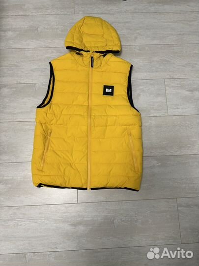 Жилетка weekend offender новая