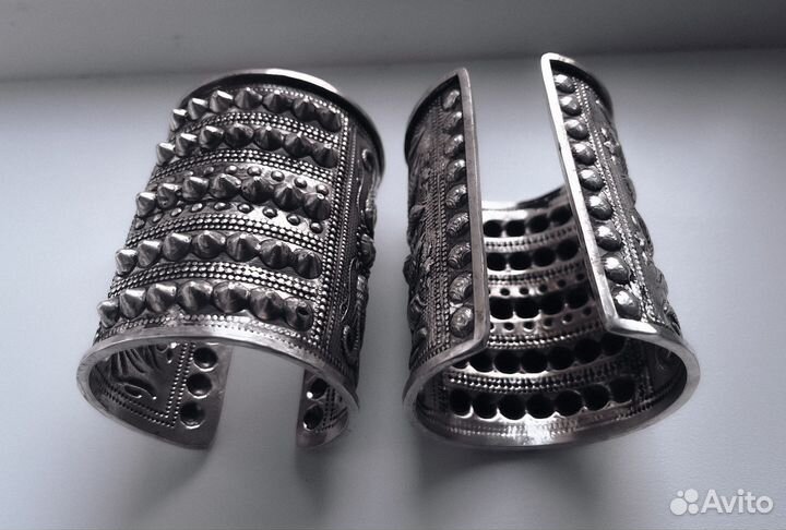 Диадема тика на голову браслеты кофры бусы