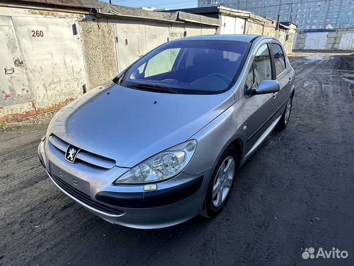 В разбор Peugeot 307