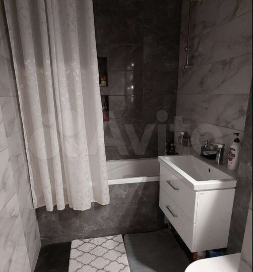 2-к. квартира, 55 м², 3/5 эт.