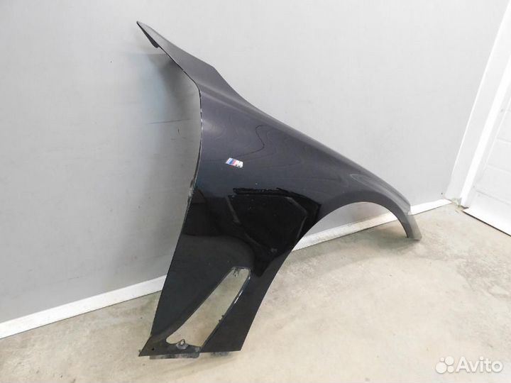 Крыло переднее правое BMW 7-Series