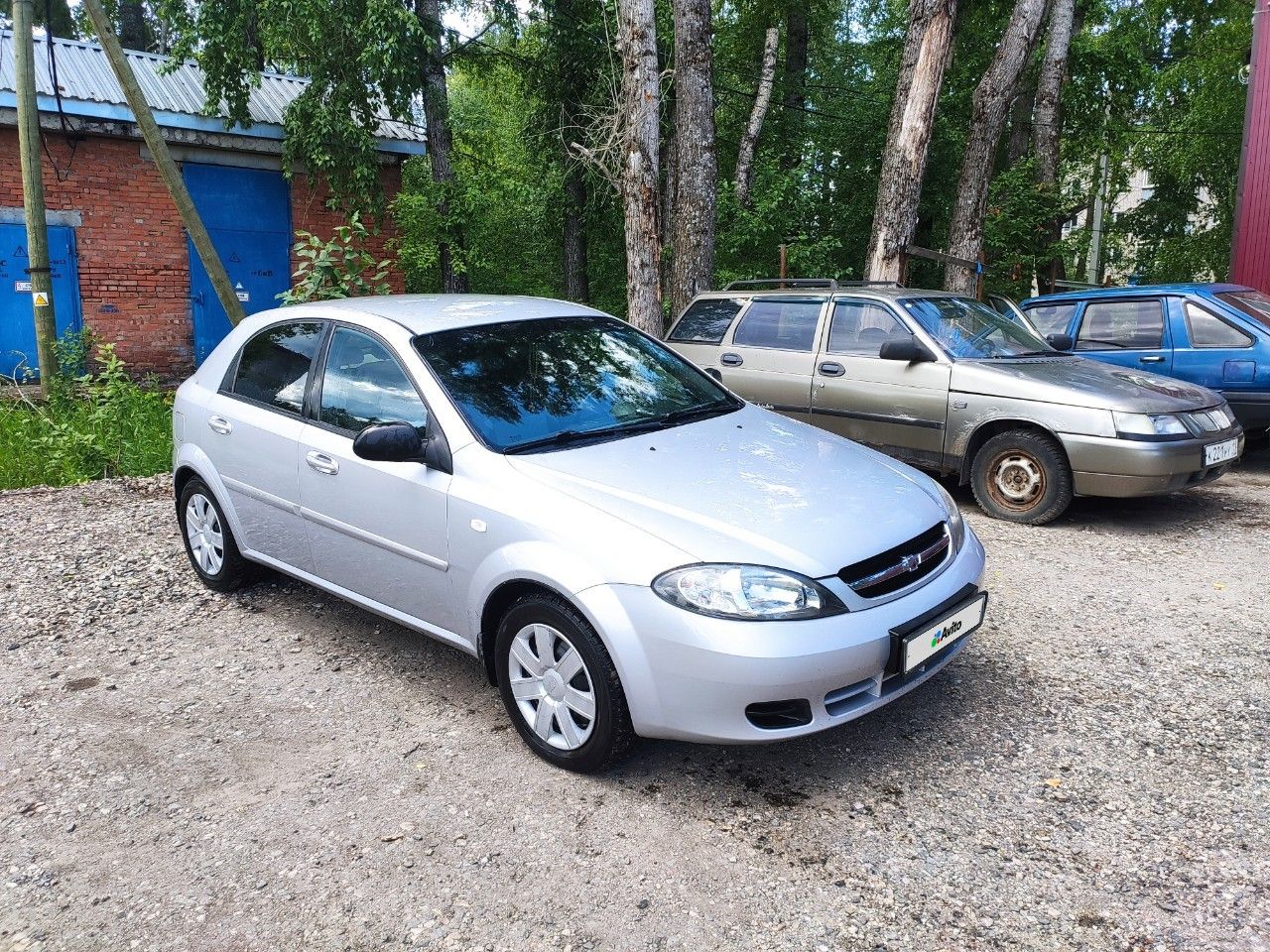 Chevrolet Lacetti: фото владельца