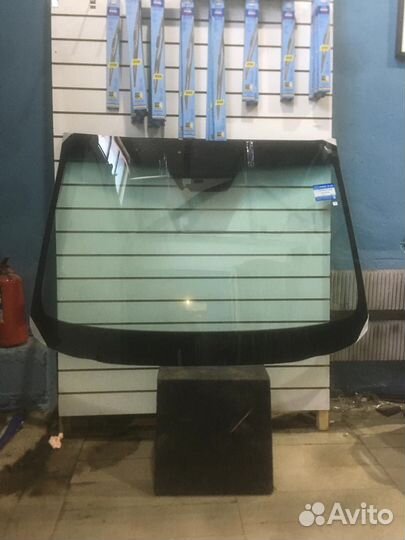 Лобовое стекло Ssangyong Kyron / Actyon