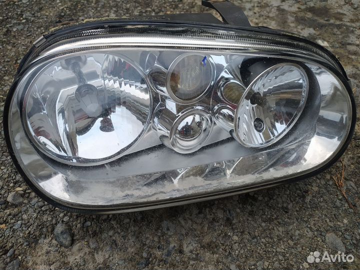 Фары Golf 4 Правая Левая