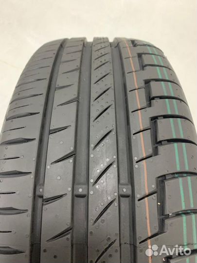 Continental ContiPremiumContact 6 215/55 R17 94V