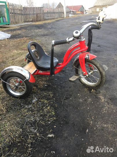 Детский велосипед Schwinn Roadster Trike