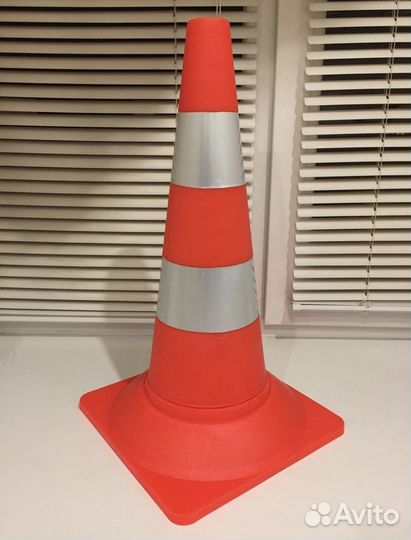 Конус дорожный(для автомобилей)