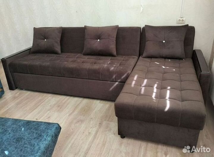 Угловые диваны в наличии не б/у