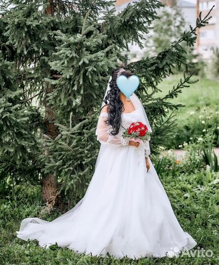 Свадебное платье