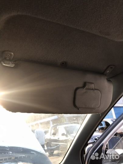 Солнцезащитные козырьки Mitsubishi Space Wagon 2