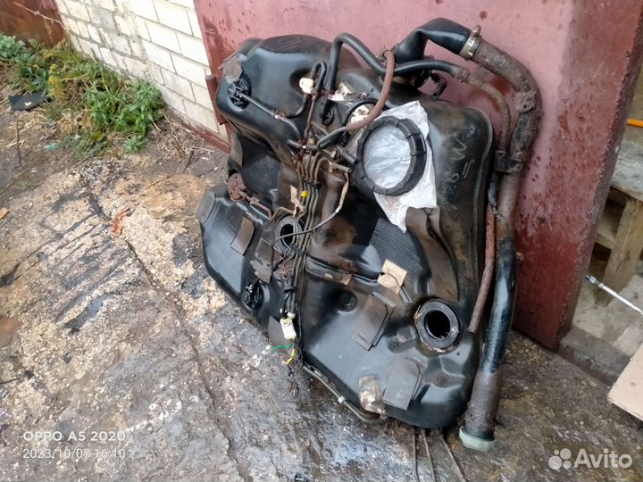 Бензобак Mazda Xedos 9, Millenia