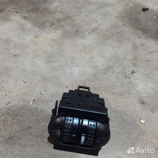 Кнопка подсветки и корректор Фольксваген пассатб5