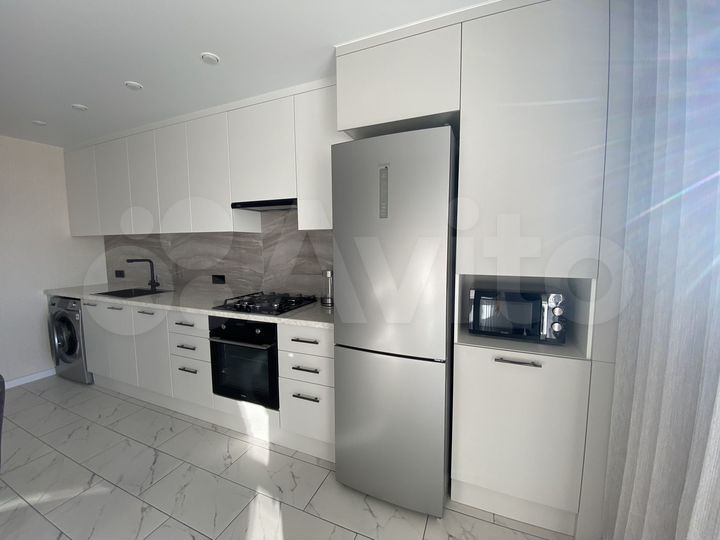 2-к. квартира, 57 м², 18/30 эт.