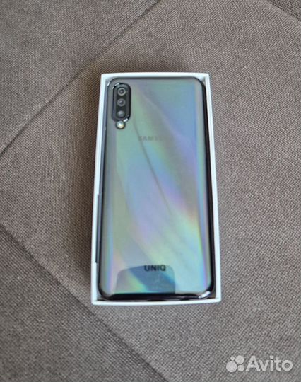 Samsung Galaxy A50, 6/128 ГБ