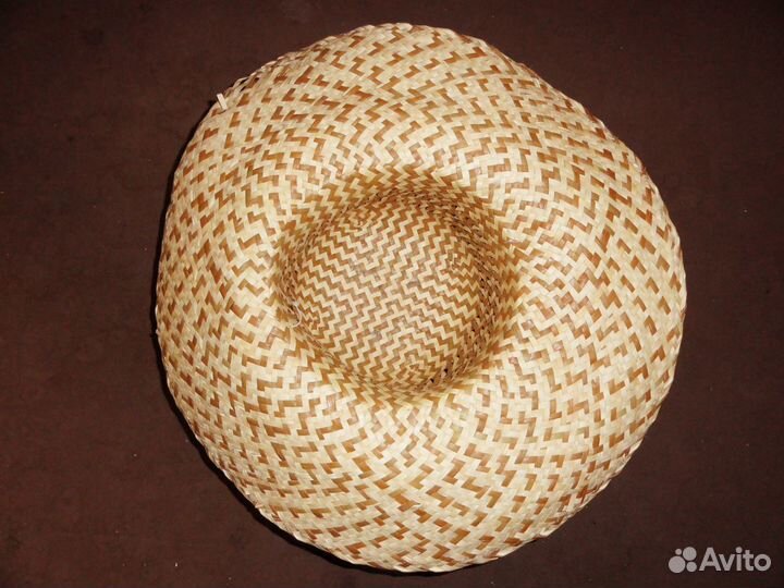 Шляпы женские (4 шт.)