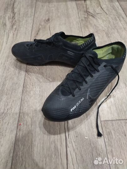 Бутсы для доставки