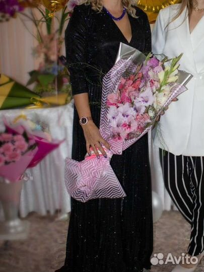 Продам платье
