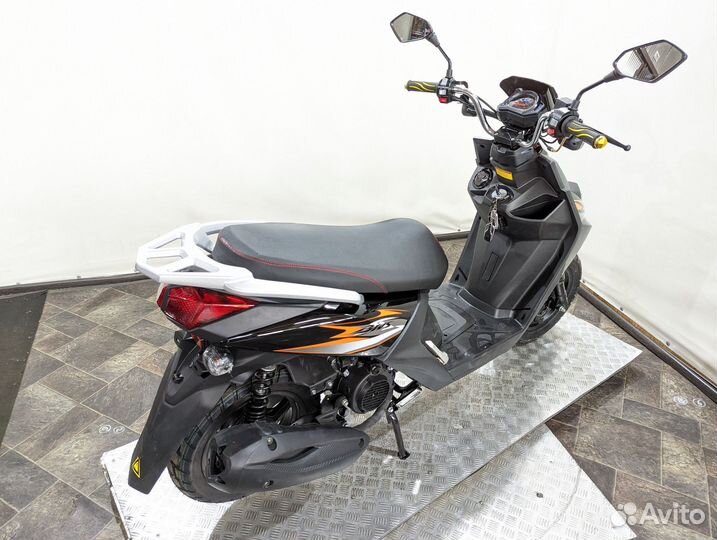 Скутер Wizard (49/150)