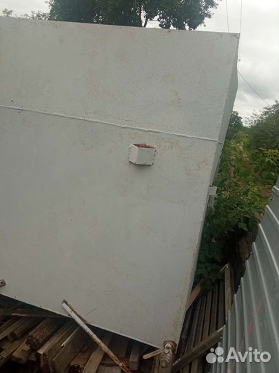 Бак для воды металлический