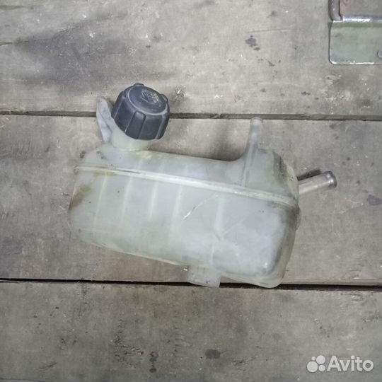 Бачок расширительный Renault Megane 2 (Рено Меган
