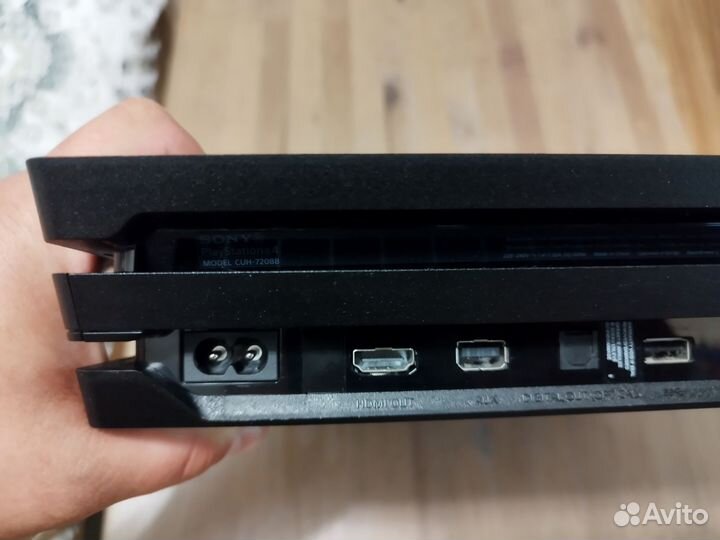Sony PlayStation 4 pro лучшей ревизии (CUH-7208B)