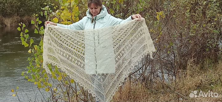 Шаль ручной работы