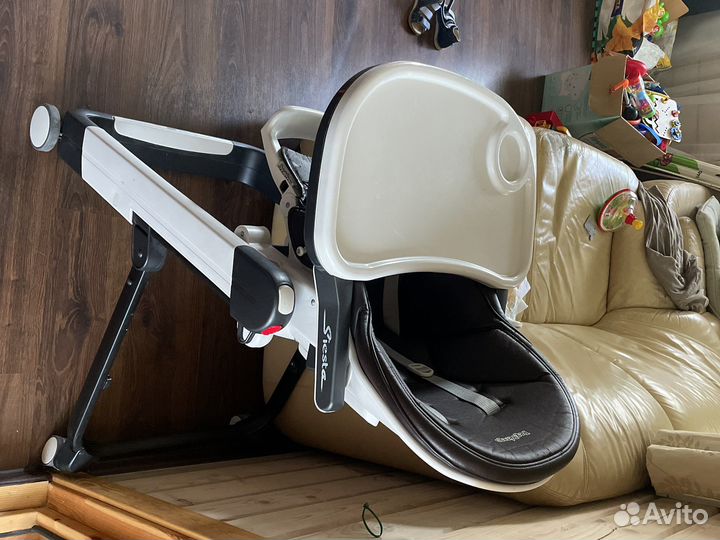 Детский стульчик для кормления peg perego