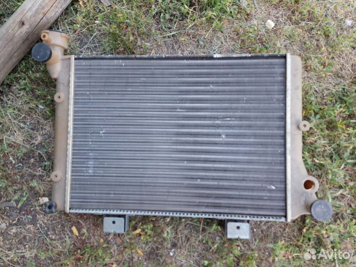 Решетка радиатора ваз 2107 новая