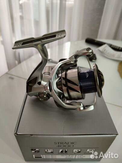 Катушка Shimano 23 Stradic 4000