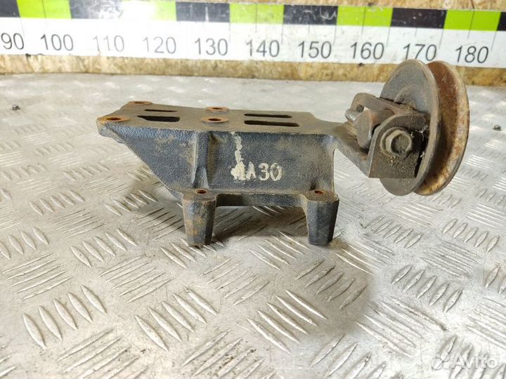 Кронштейн компрессора кондиционера Chevrolet Lanos