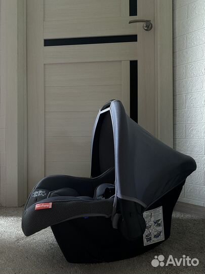 Автокресло детское на выписку, люлька-переноска 0+