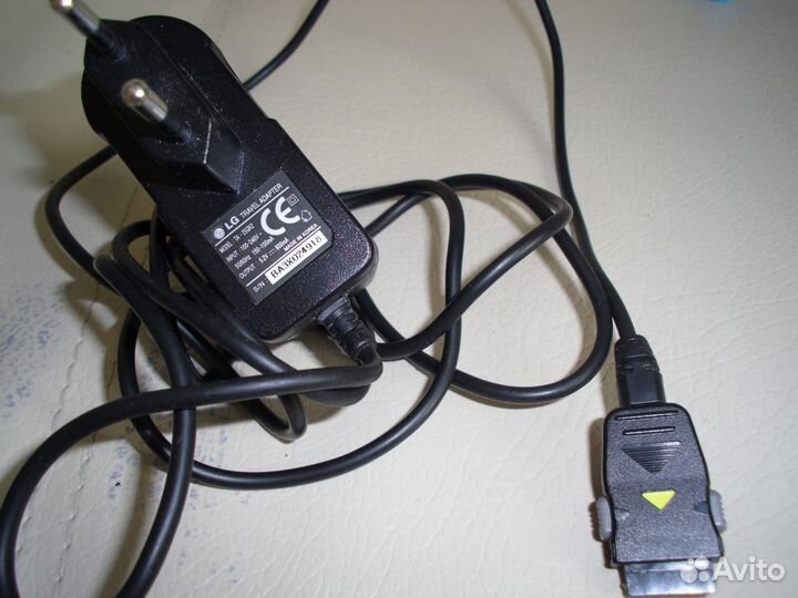 Зарядные устройства для LD и samsung и другие
