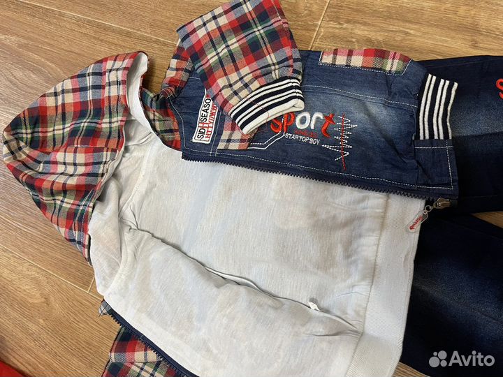 Джинсовый костюм на мальчика