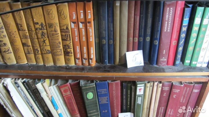 10Скот Диккенс Шиллер Шекспир Дюма Стендаль Флобер