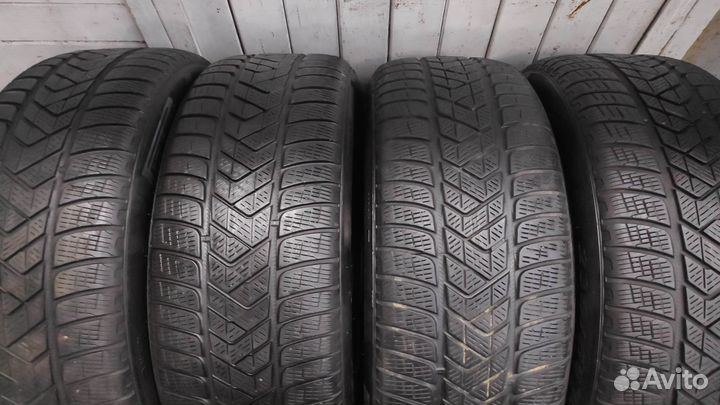 Pirelli Scorpion Winter RFT 255/50 R19 107V