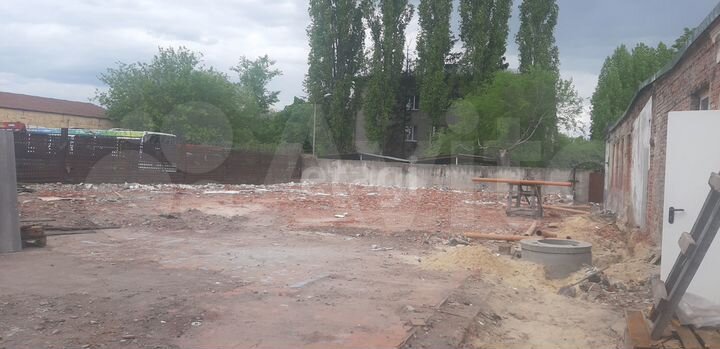 Продам помещение свободного назначения, 1076 м²